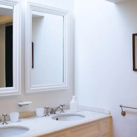 Guest house La Maison Chantecler Uccle